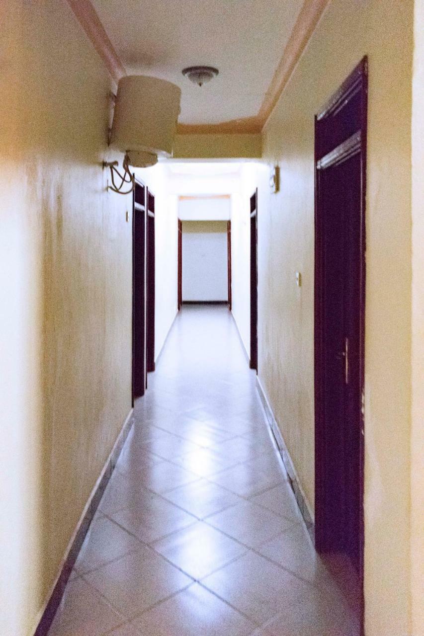 Relief Motel Fort Portal Extérieur photo